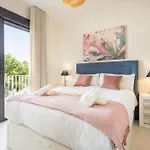 Lotus Jardinana Paradise - Happy Apartman
